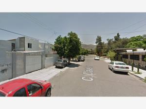 Casa en venta en Jardines de California, Torreón — foto 3 de 10