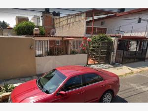 Casa en venta en Valle de Santa Mónica, Tlalnepantla de Baz — foto 2 de 10