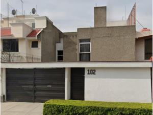 Casa en Paseos de Taxqueña, Coyoacán, Ciudad de México