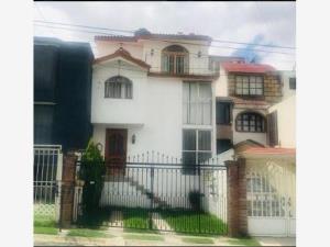 Casa en Las Alamedas, Atizapán de Zaragoza, México