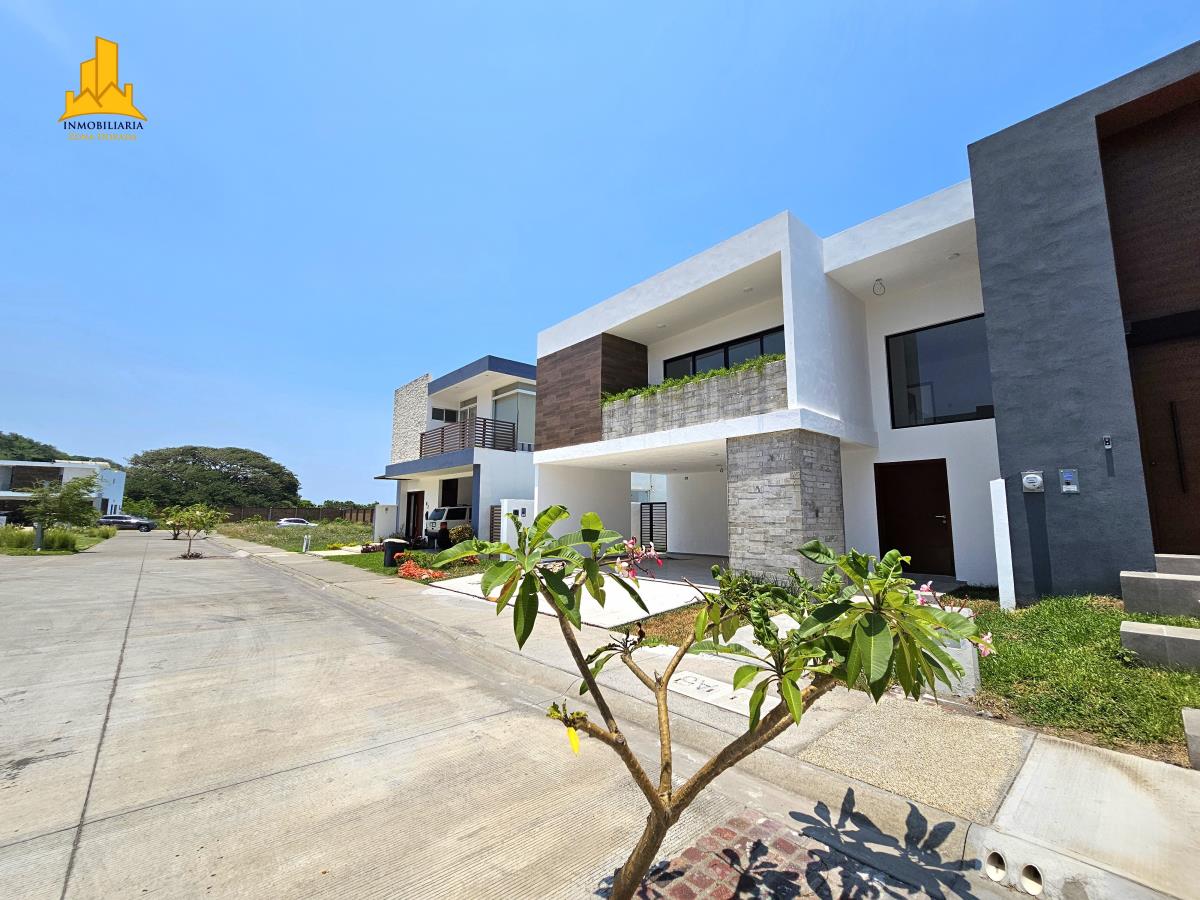 Casa en venta en Punta Tiburón, Residencial, Marina y Golf, Alvarado — foto 1 de 16