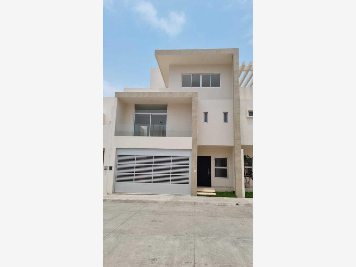 Casa en venta en Graciano Sánchez Romo, Boca del Río — foto 1 de 6