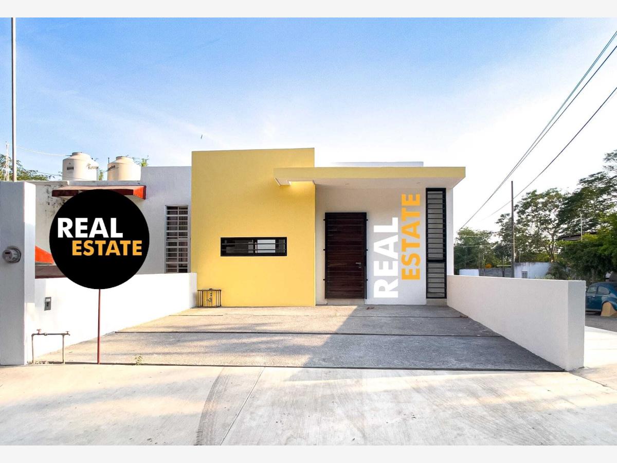 Casa en venta en Arboledas del Carmen, Villa de Álvarez — foto 1 de 15