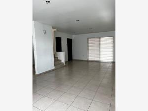 Casa en renta en Misión Privadas Residenciales, Irapuato — foto 2 de 8