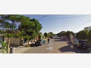 Casa en venta en Villas de San Miguel, Nuevo Laredo — foto 2 de 5