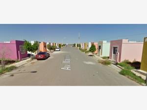 Casa en venta en Valle Elizondo, Nuevo Laredo — foto 2 de 5
