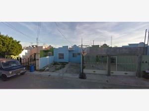 Casa en venta en El Campanario, Nuevo Laredo — foto 2 de 5