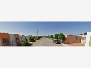 Casa en venta en Valle Elizondo, Nuevo Laredo — foto 3 de 5