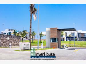 Terreno en venta en Lomas de la Rioja, Alvarado — foto 3 de 4