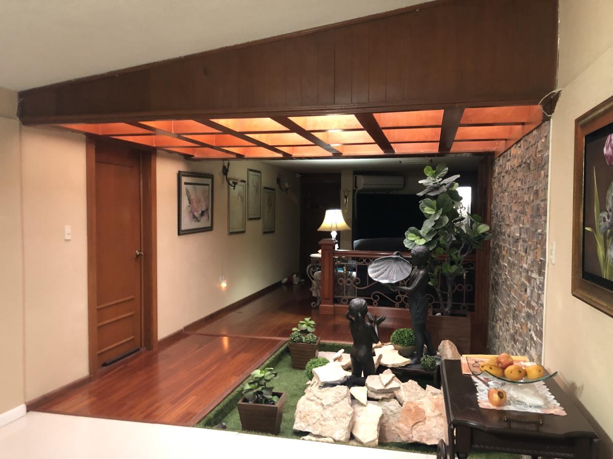 Vista 4 de Casa en venta en Torreón Jardín con 4 recámaras y amplio estacionamiento