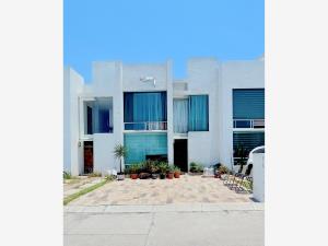 Casa en venta en Villas Mediterraneo, Cuautlancingo, Puebla