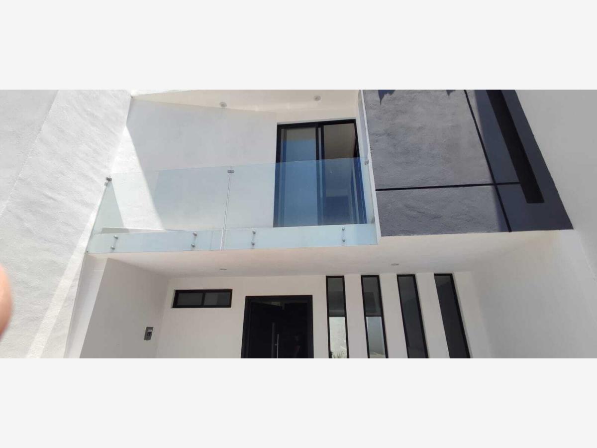 Casa en venta en Ejidal Tres Puentes, Morelia — foto 1 de 15