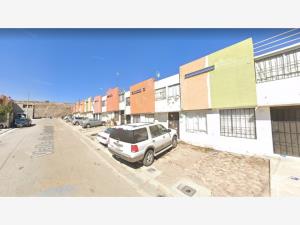 Casa en Los Valles, Tijuana, Baja California