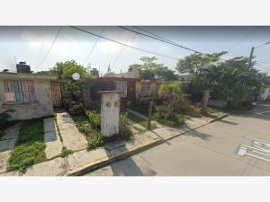 Casa en venta en Jardines de California, Coatzacoalcos — foto 3 de 7