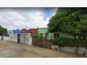 Casa en Ciudad Olmeca, Coatzacoalcos, Veracruz de Ignacio de la Llave