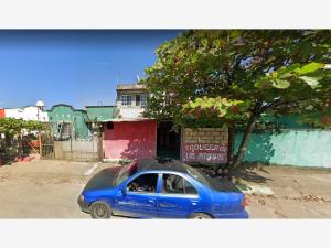 Casa en Ciudad Olmeca, Coatzacoalcos, Veracruz de Ignacio de la Llave