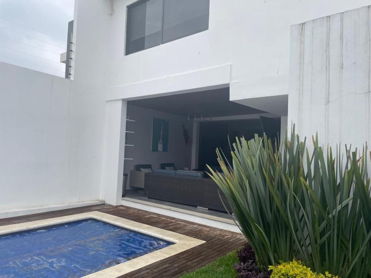 Casa en venta en Lomas de Ahuatlán, Cuernavaca — foto 1 de 24