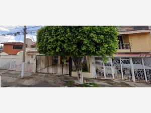 Casa en Jardines de San Jose, Guadalajara, Jalisco