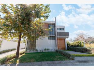 Casa en El Molino Residencial y Golf, León, Guanajuato