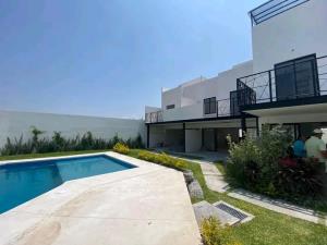Casa en venta en Real Santa Fe, Xochitepec — foto 2 de 28