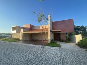 Casa en venta en Temozon Norte, Mérida — foto 2 de 31