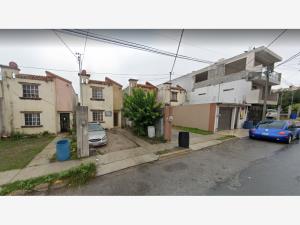 Casa en venta en Lomas del Real de Jarachinas, Reynosa — foto 3 de 7