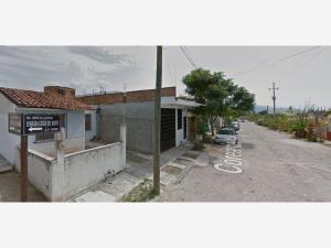 Casa en venta en Heroes de la Patria, Puerto Vallarta — foto 2 de 10