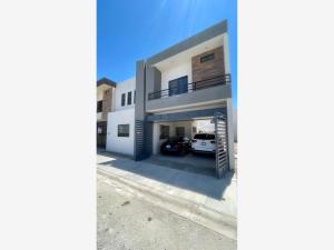 Casa en venta en Villas del Renacimiento, Torreón — foto 3 de 20