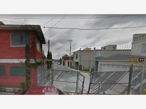 Casa en Ex-Hacienda San Jorge, Toluca, México