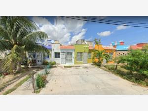Casa en Villas Otoch, Benito Juárez, Quintana Roo