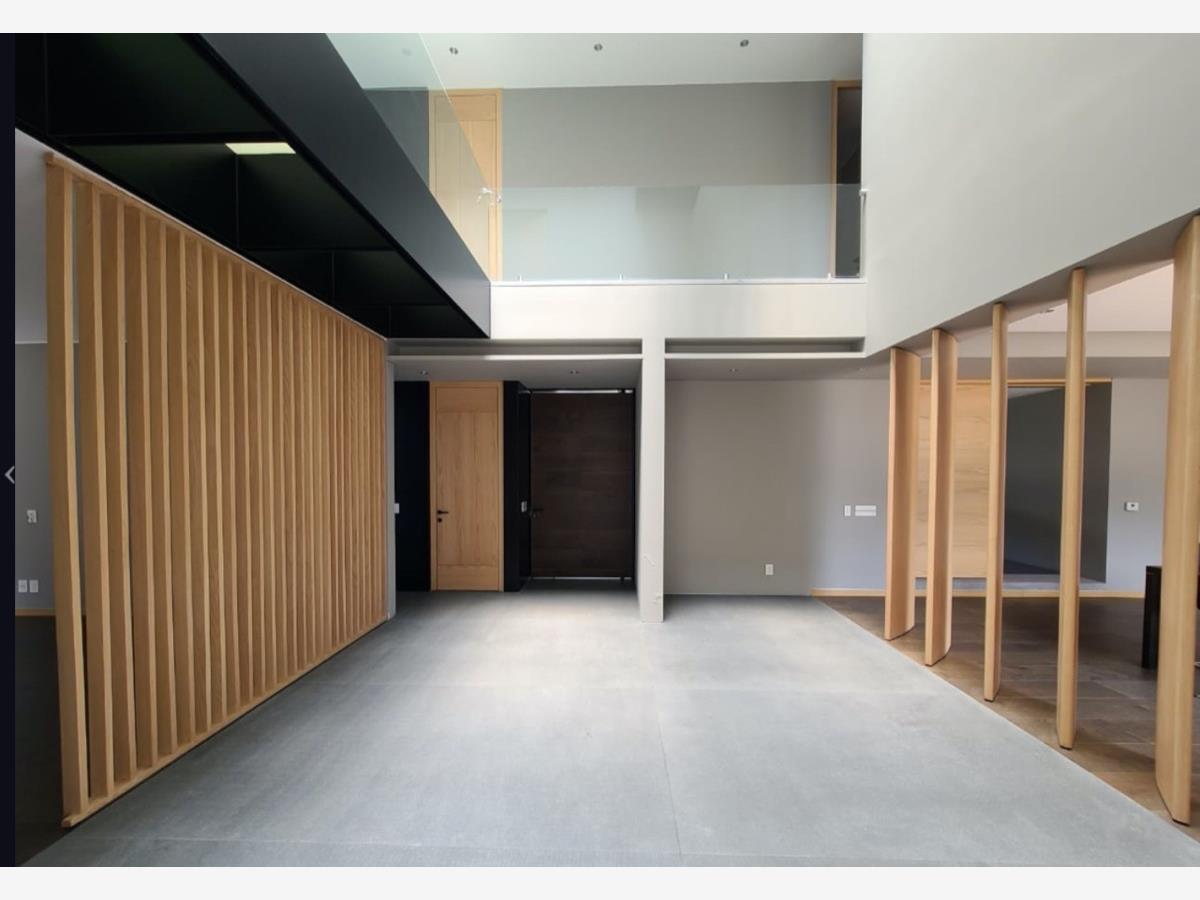 Casa en venta en Lomas Altas, Miguel Hidalgo — foto 1 de 5