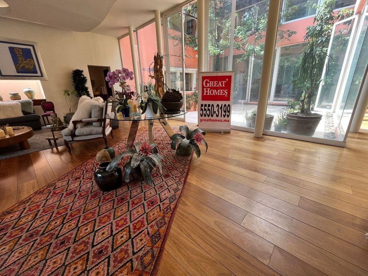 Casa en venta en Bosques de las Lomas, Cuajimalpa de Morelos — foto 1 de 16