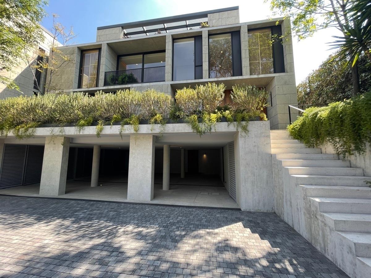Casa en venta en Jardines del Pedregal, Álvaro Obregón — foto 1 de 25
