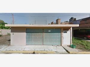 Casa en Magisterio, Poza Rica de Hidalgo, Veracruz de Ignacio de la Llave