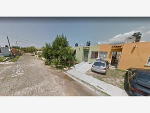 Casa en venta en Valle Paraiso, Manzanillo — foto 2 de 6