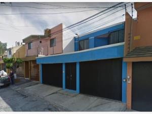 Casa en venta en Lomas de Vista Bella, Morelia — foto 3 de 9