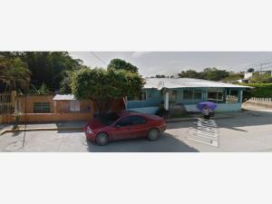 Casa en Tamaulipas, Poza Rica de Hidalgo, Veracruz de Ignacio de la Llave