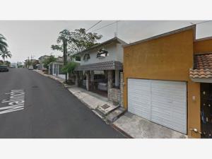 Casa en venta en Fortín de las Flores Centro, Fortín — foto 2 de 10