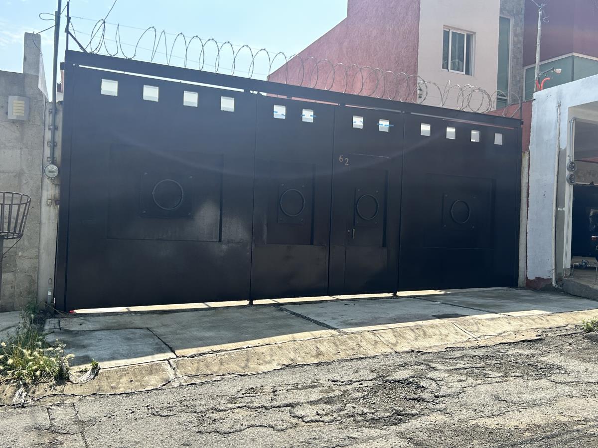 Casa en venta en Ciudad Brisa, Naucalpan de Juárez — foto 1 de 38