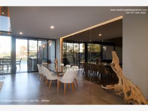 Casa en venta en La Campiña del Bosque, León — foto 2 de 35