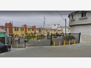 Casa en Lomas Virreyes, Tijuana, Baja California
