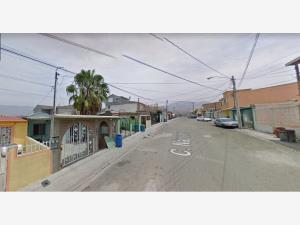 Casa en venta en Villa del Real I, Tijuana — foto 2 de 16
