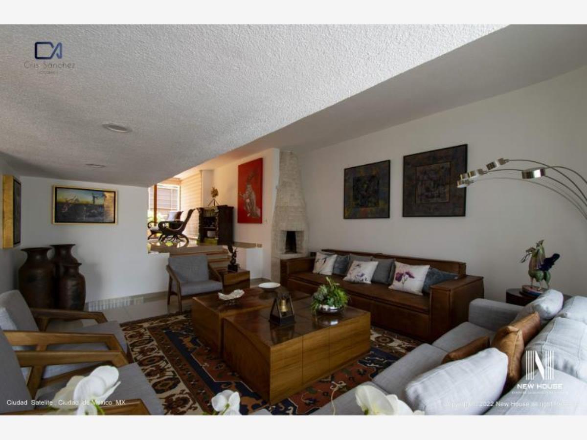 Casa en venta en Ciudad Satelite, Naucalpan de Juárez