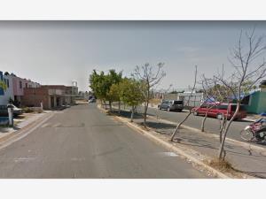 Casa en venta en Valle Dorado, Tlajomulco de Zúñiga — foto 3 de 5