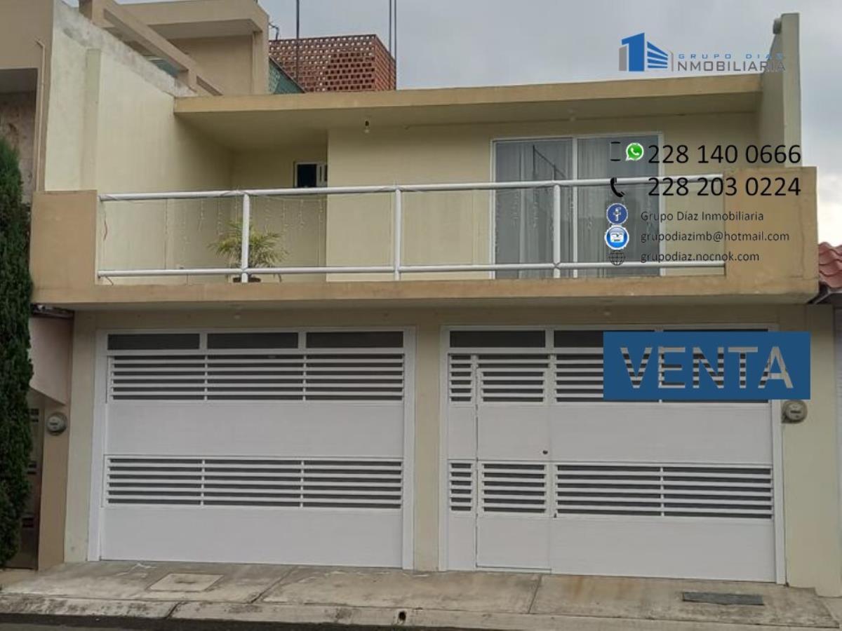 Casa en venta en Banderilla Centro, Banderilla — foto 1 de 17