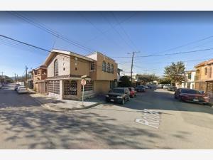 Casa en venta en Valle de San Carlos, San Nicolás de los Garza — foto 2 de 7