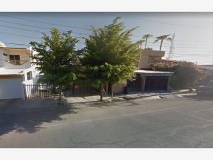 Casa en venta en Jardines del Lago, Mexicali — foto 3 de 6