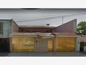 Casa en El Salto Centro, El Salto, Jalisco