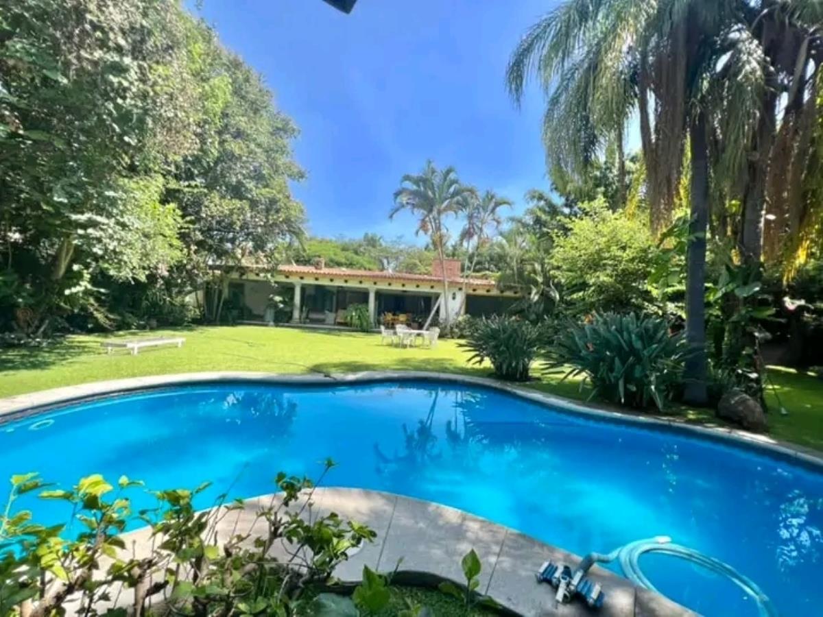 Casa en venta en Los Apantles, Jiutepec — foto 1 de 41