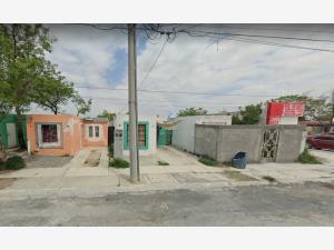 Casa en Ciudad Benito Juárez Centro, Juárez, Nuevo León